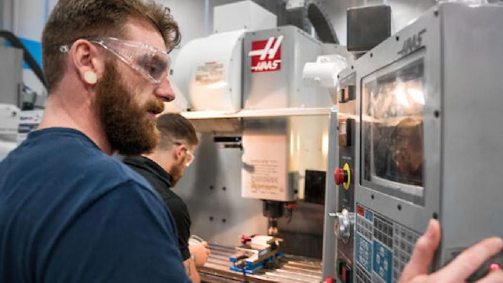 KAM Draws Top Talent For Machining Additive Parts